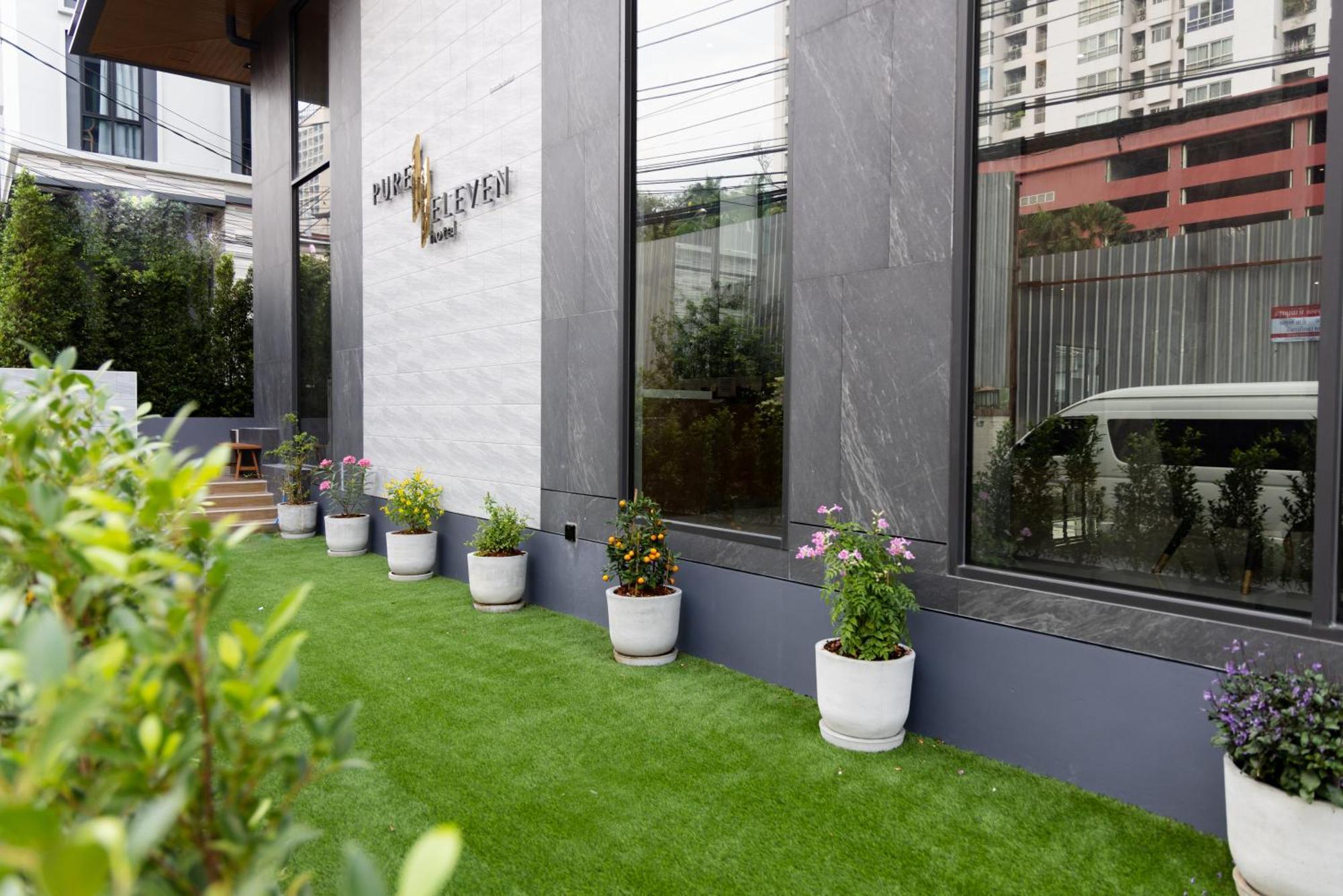 Pure Eleven Hotel Bangkok Makkasan 외부 사진